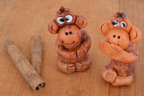 Statuette scimmie in argilla fatte a mano figurine decorative in ceramica  - MADEheart.com