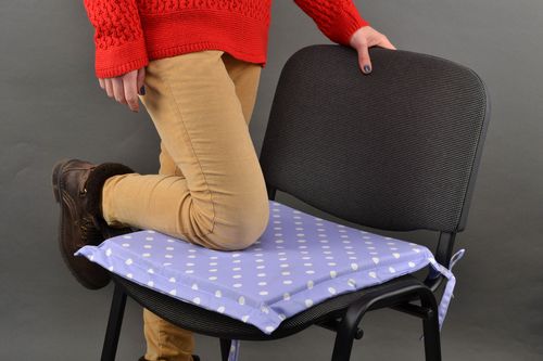 Polka dot fabric flat chair pad - MADEheart.com