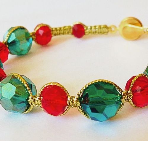 Pulsera de cuentas de cristal trenzada artesanal de mujer Reina - MADEheart.com