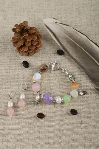 Pulsera y pendientes de moda de cuarzo bisutrería artesanal regalo original - MADEheart.com