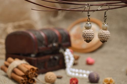 Boucles doreilles en perles fantaisies femme faites main longues pendantes  - MADEheart.com