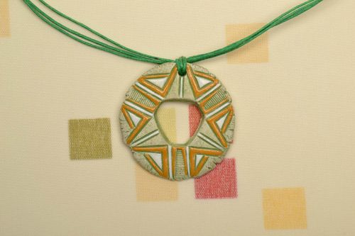 Colgante de cerámica de estilo étnico - MADEheart.com