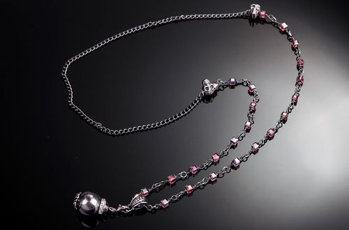Long beads with crystals - MADEheart.com