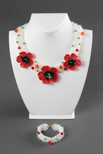 Collier design Bracelet fantaisie Bijoux fait main en perles de rocaille - MADEheart.com