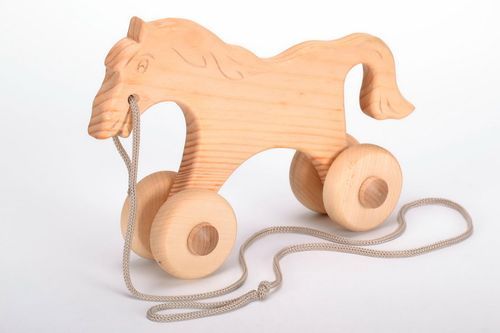 Wooden horse on wheels - MADEheart.com