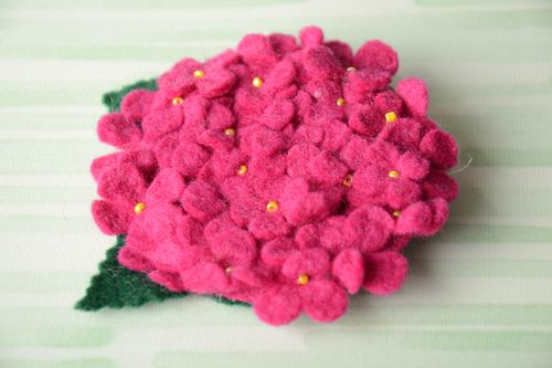 Handmade Brosche Modeschmuck Frauen Accessoire Geschenk für Frauen groß weich - MADEheart.com