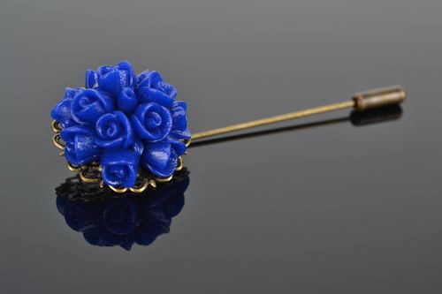 Broche de arcilla polimérica Rosas azules - MADEheart.com