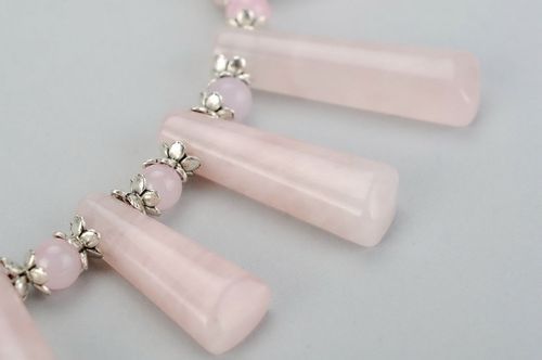 Necklace with rose quartz - MADEheart.com