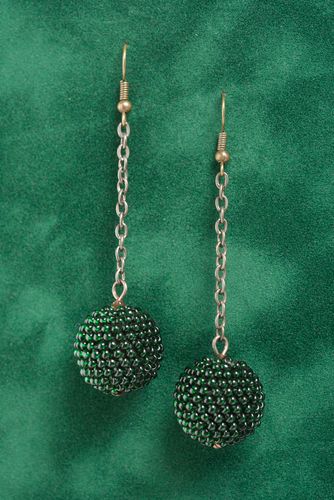 Unusual beautiful handmade designer green beaded earrings on chain - MADEheart.com