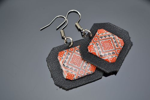 Boucles doreilles faites main Broderie - MADEheart.com