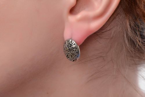 Handmade neat oval ornamented stud earrings cast of hypoallergenic metal alloy  - MADEheart.com