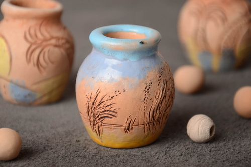 2 inches ceramic pitcher statuette for shelf décor 0,02 lb - MADEheart.com