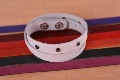 Handgefertigt Lederarmband Damen hochwertiger Modeschmuck originelles Geschenk - MADEheart.com