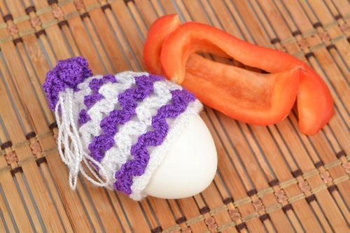 Crochet hat for Easter eggs - MADEheart.com