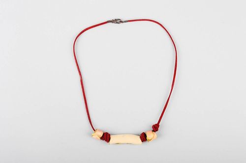 Handgefertigt Collier Kette Designer Schmuck Modeschmuck Kette in Rot Beige - MADEheart.com