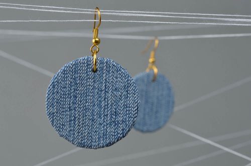 Boucles doreilles artisanales rondes en jean faites main grandes accessoire - MADEheart.com