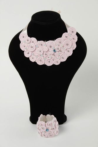 Damen Schmuck Set handgefertigt Armband Frauen Collier Kette in Rosa hell - MADEheart.com