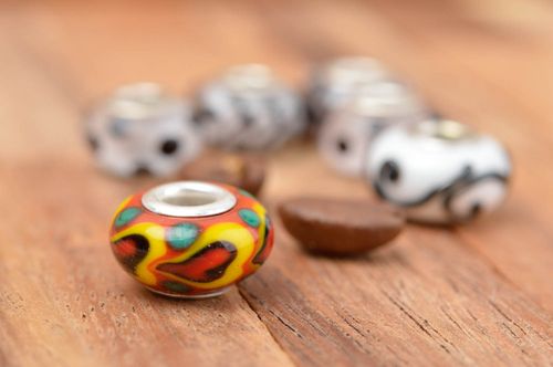 Handmade glass bead lampwork technique jewelry finding glass findings for beads  - MADEheart.com