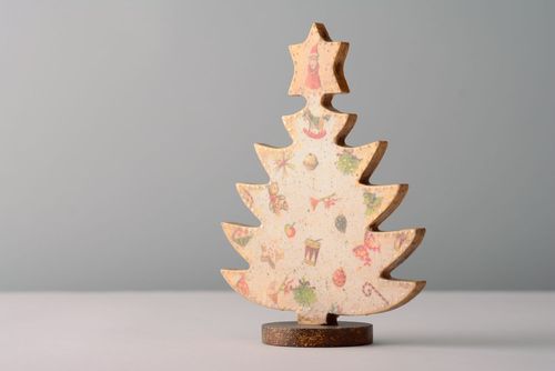 Wooden decorative Christmas tree - MADEheart.com