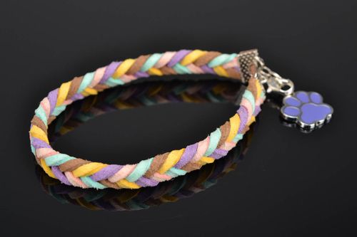 Woven suede bracelet with paw shaped charm - MADEheart.com