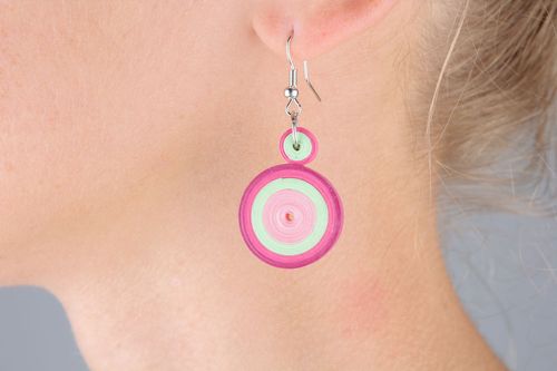 Brincos artesanais em técnica quilling redondos  - MADEheart.com