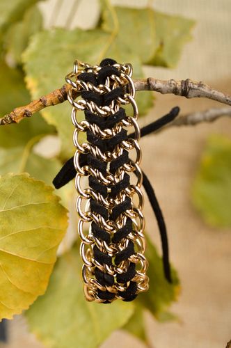 Damen Armband handgefertigt schwarzes Armband Stoff elegantes Armband aus Metall - MADEheart.com