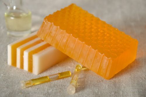 Honey soap with seaberry oil - MADEheart.com
