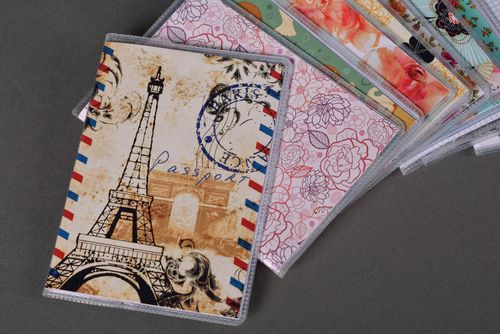 Обложка на паспорт хэндмэйд оригинальный подарок обложка для документов Париж - MADEheart.com