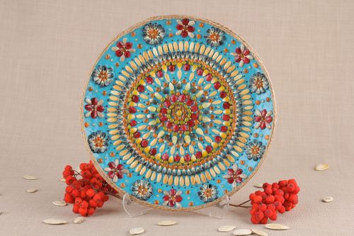 Decorative wall plate - MADEheart.com