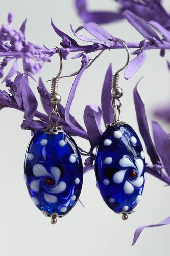 Boucles doreilles verre de Murano Bijou fait main bleues ovales Idée cadeau - MADEheart.com
