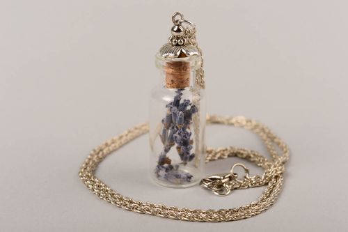 Colgante de moda artesanal frasco con lavanda bisutería fina accesorio de mujer  - MADEheart.com