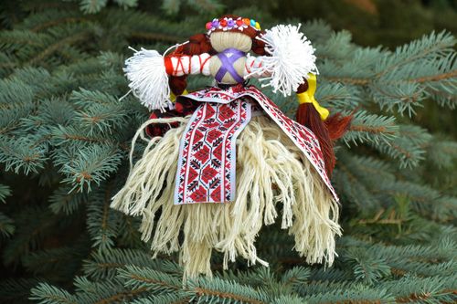 Motanka doll (Ukrainian folk doll) - MADEheart.com