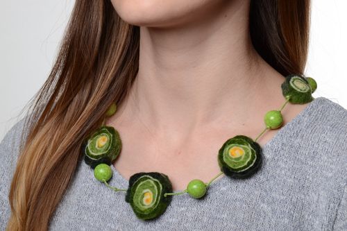 Beautiful green soft wool ball necklace created using wet felting technique - MADEheart.com