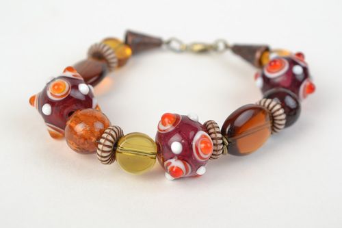 Beautiful gentle handmade lampwork glass bead bracelet - MADEheart.com
