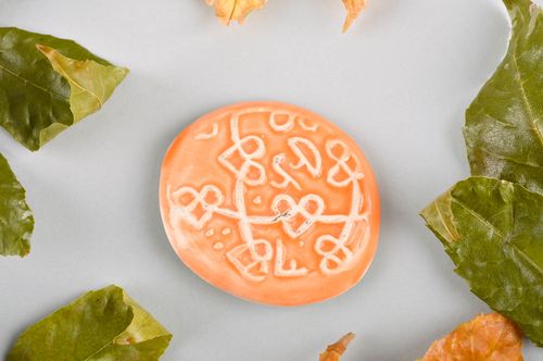 Imán para refrigerador artesanal souvenir original de barro regalo original - MADEheart.com