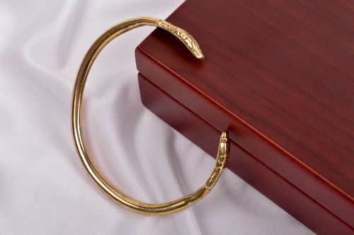 Handmade brass bracelet unusual designer bracelet cute wrist accessory - MADEheart.com