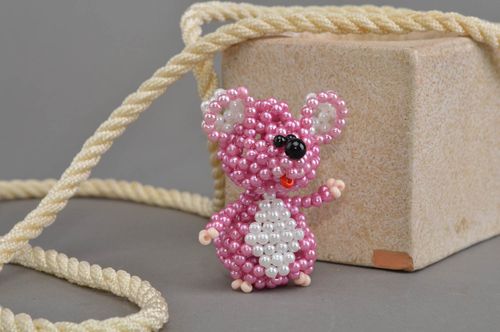Mini Figurine aus Glasperlen Maus in Lila für InterieurDekor handmade lustig - MADEheart.com