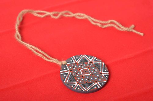 Damen Anhänger Schmuck für Frauen Holz Anhänger mit Schnur schönes Accessoire - MADEheart.com