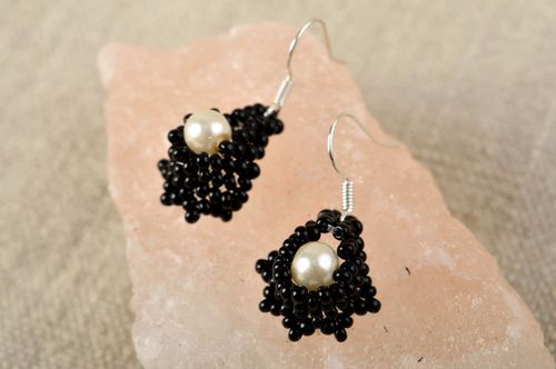 Handmade designer earrings unusual black earrings stylish cute jewelry - MADEheart.com