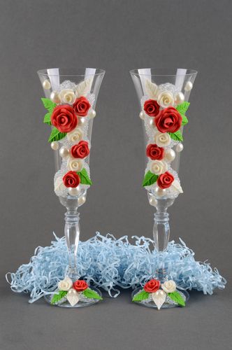 Flûtes à champagne fait main Vaisselle en verre ornées de roses Cadeau original - MADEheart.com