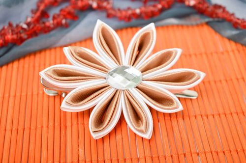 Stilvolle handgemachte Frisur Haarspange Mode Accessoire Blume Haarspange toll - MADEheart.com