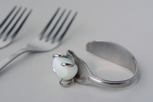 Homemade metal fork bracelet with white stone - MADEheart.com