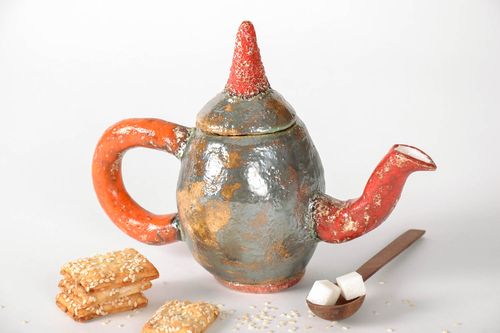 Bule de chá feito à mão de cerâmica decorado com glacê - MADEheart.com