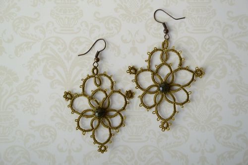 Crochet earrings with beads Olive - MADEheart.com