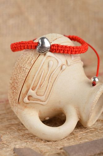 Schmuck Armband handmade Schmuck Accessoire für Frauen rotes Armband Herz  - MADEheart.com