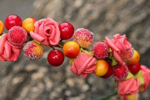 Headband, wreath with artificial flowers and berries - MADEheart.com