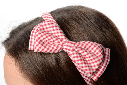 Handgemachter Haarreif mit Schleife aus Baumwolle auf Kunststoff Basis für Damen - MADEheart.com