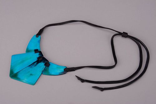 Necklace made of horn - MADEheart.com