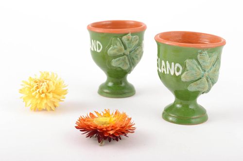 Ceramic goblets painted with engobes using flyandrovka technique - MADEheart.com