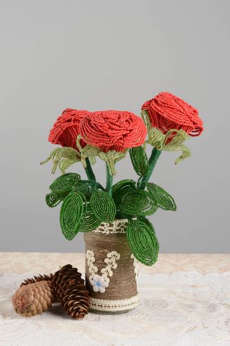 Стеклянная ваза с цветами из бисера ручной работы авторская красивая Букет роз - MADEheart.com